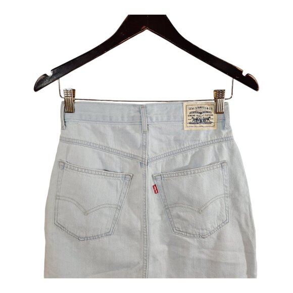 Levi's Featherweight Light Wash Pleated V-Yoke Denim Skirt Western Women's 24 - Picture 11 of 13